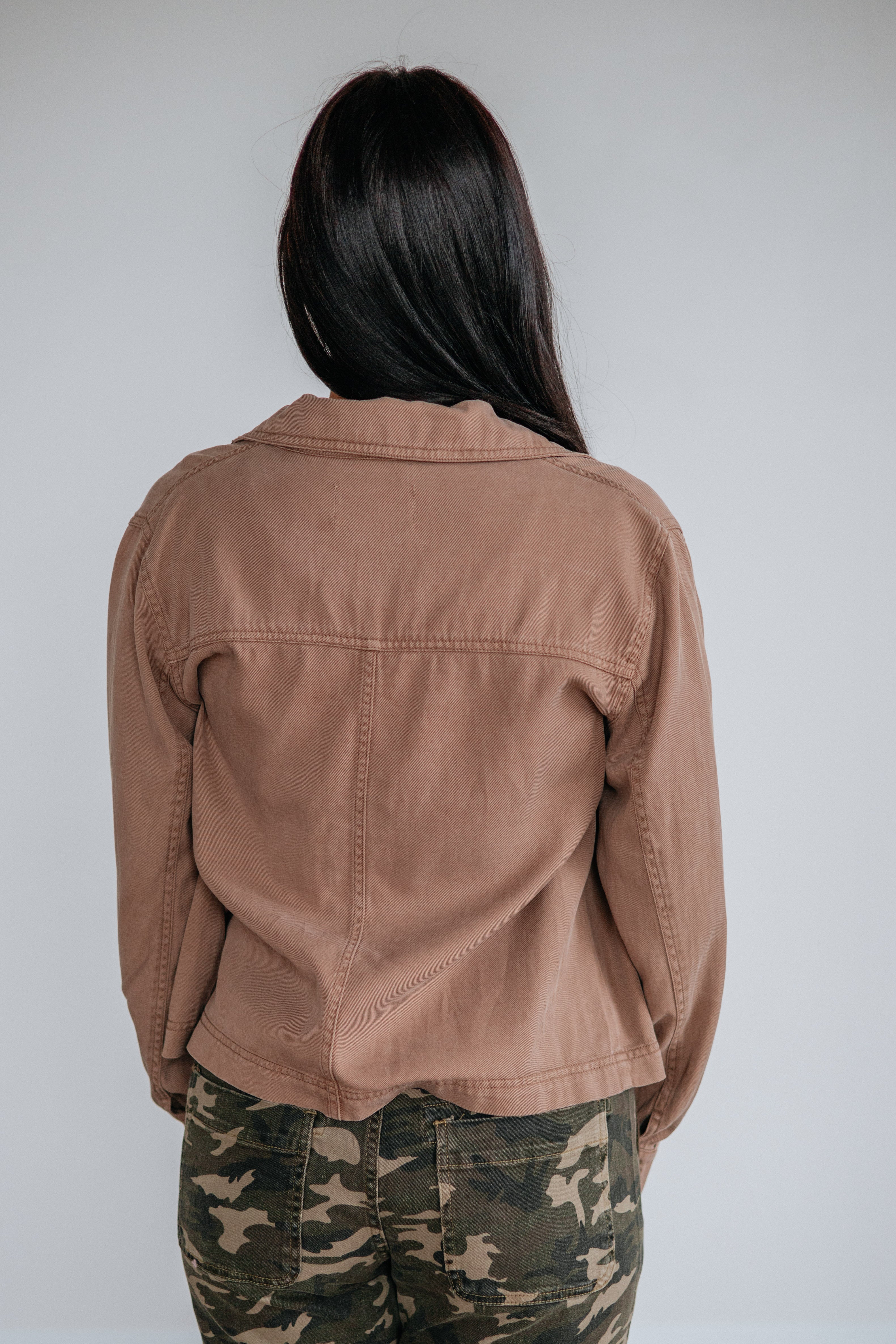 Aemi Utility Jacket